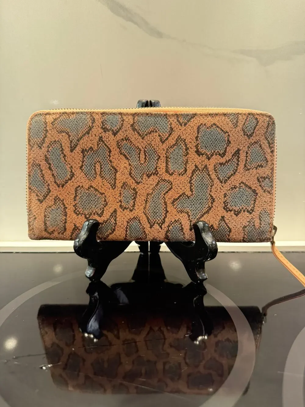 Anthropologie Leather Leopard Print Zip Around Continental Wallet Tan Brown